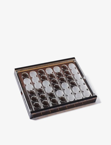 لعبة الأربعة تربح