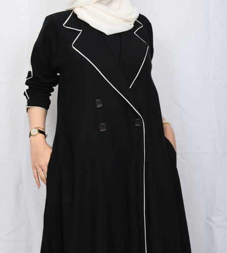 عباية موديل رسمي بأطراف ملونة