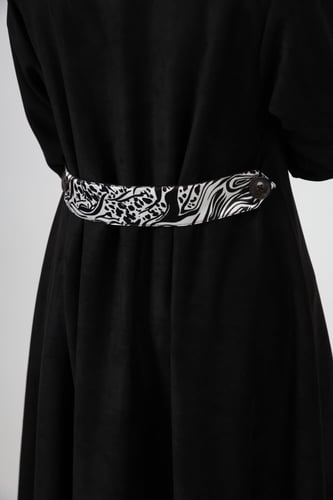 عباية شمواه رسمي طبعة زيبرا