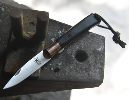 سكين من نايف 4000