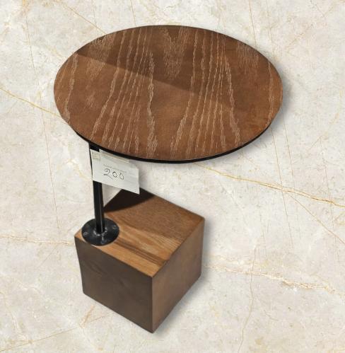 طاولة خدمة بتصميم جذاب