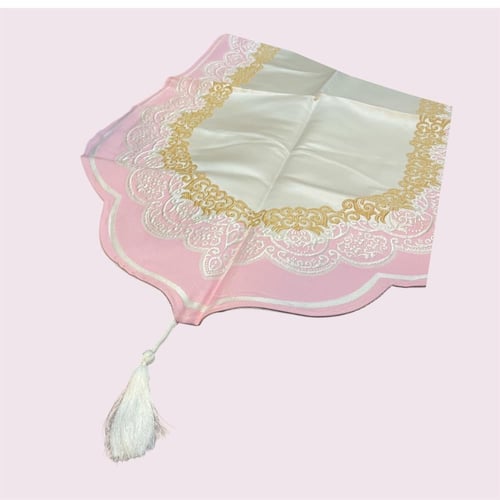 طقم سجادة وشرشف صلاة