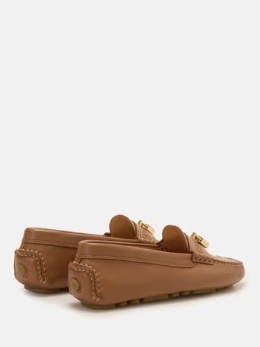 لوفر كارولينا هيريرا