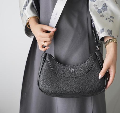 شنطة ارماني