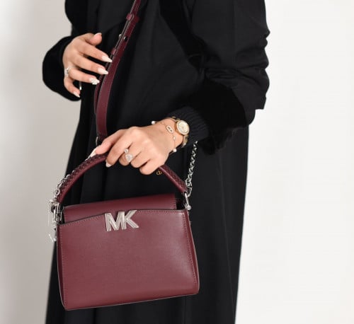 شنطة مايكل كورس