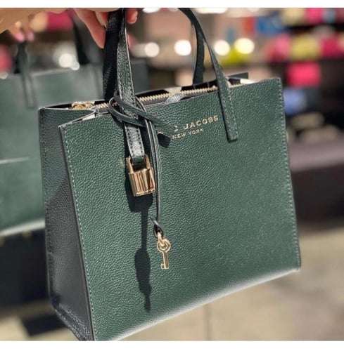 شنطة مارك جاكوبس