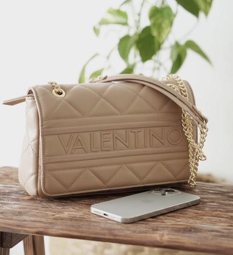 شنطة ماريو فالنتينو تتوفر بالطلب