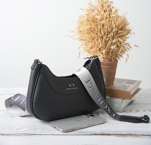 شنطة ارماني