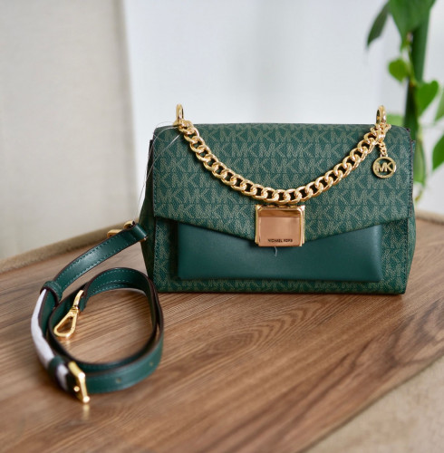 شنطة مايكل كورس