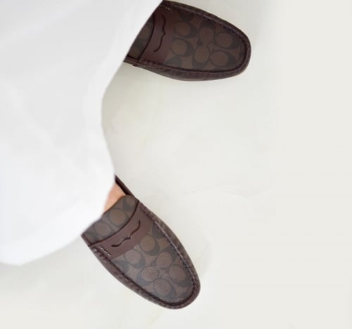 حذاء رجالي رسمي ماركة كوتش