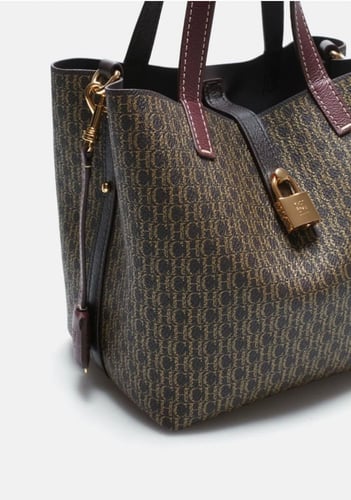 شنطة كارولينا هريرا