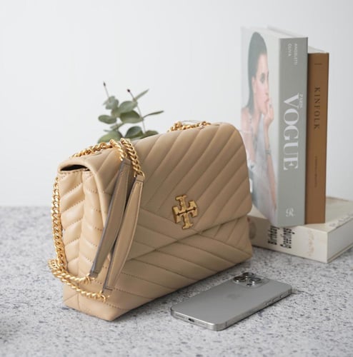 شنطة توري بورش