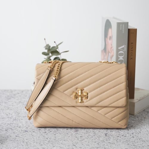 شنطة توري بورش