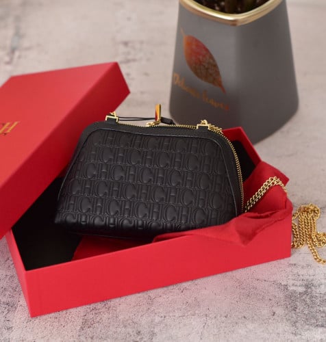 شنطة كارولينا هريرا