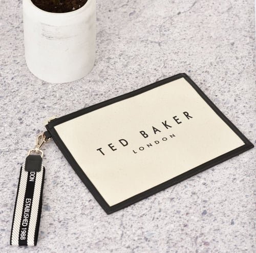 باوتش تيد بيكر