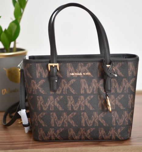 شنطة مايكل كورس