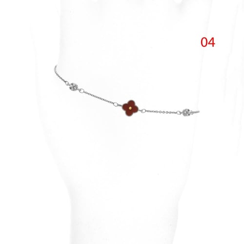 اسوارة بطابع الوردة