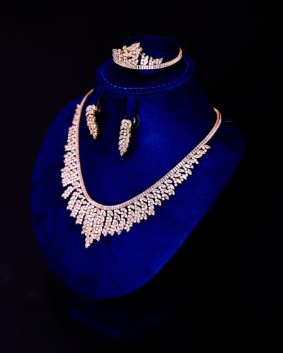 طقم زركون فضي | سهرة - SEASON