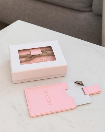 مرايه سحريه عليها بوكس انيق