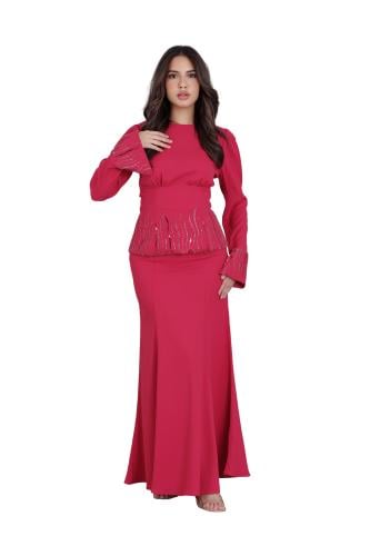 فستان سهرة كريب فوشي قصة كورسيه مع تطريز
