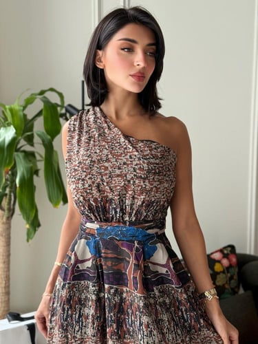 فستان ساتان بطبعه