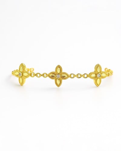 اسوارة بطابع الوردة