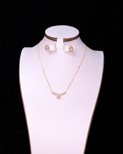 طقم شوكر ستايل مربع ناعم