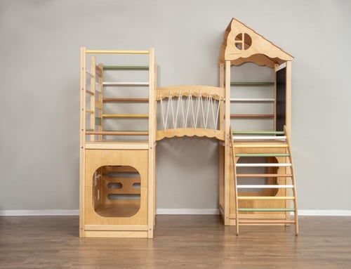 برج اللعب و التسلق مع زحليقة و تسلق