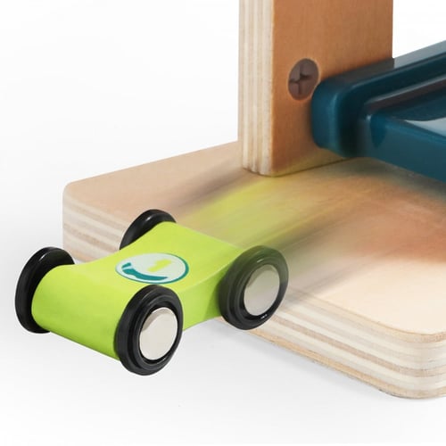 مسارات السرعة 4 مسارات