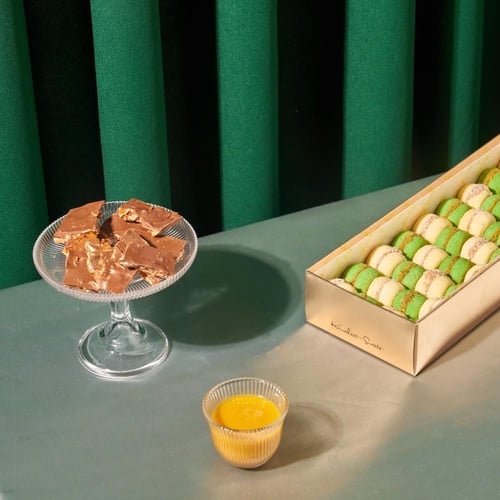 بيتي فور فانيليا بالفستق وجوز الهند