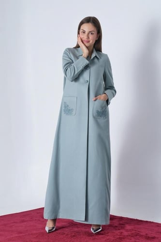 عباية بليزر جوخ فاخر بجيوب أمامية مطرزة يدوياً - س...