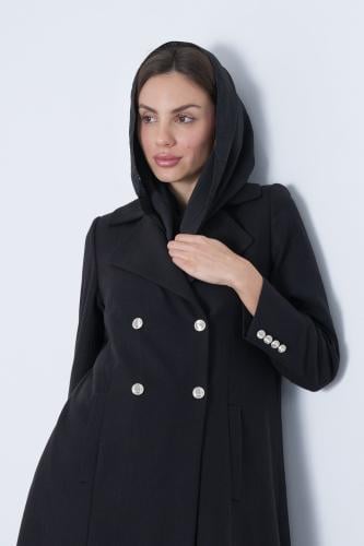 عباية كوت فاخر أسود بخطوط طولية وأزارير معدنية فضي...