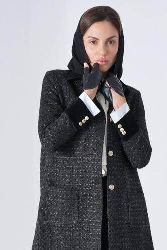 عباية بليزر تويد بتطعميات من المخمل شمواه.