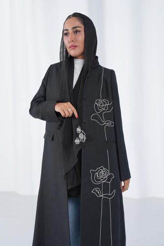 عباية بليزر لينن هندي بتطريز ورد على الصدر والطرحة