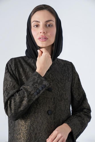 عباية بليزر دانتيل ذهبي صيفي.