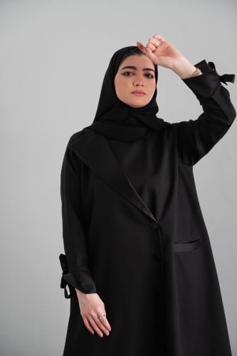 جاهز - عباية كريب كتان خفيف بنصف ياقة اسود و كحلي
