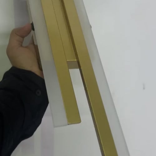 اضاءه جداريه تعمل بالشحن