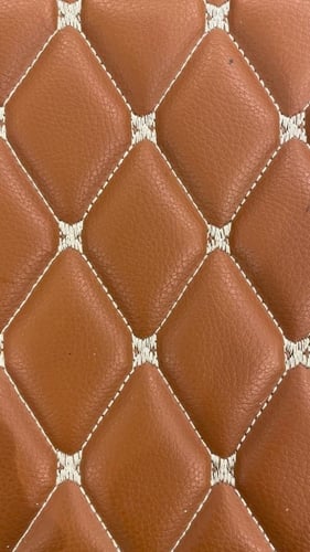 ارضية جلد دايموند جاهزة فاخرة - سيارة كبيرة