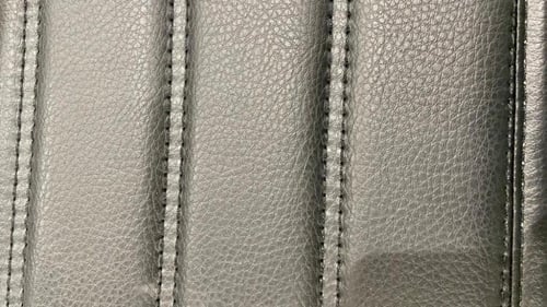 ارضية جلد دايموند جاهزة فاخرة - سيارة كبيرة