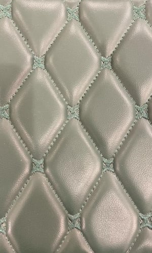 ارضية جلد دايموند جاهزة فاخرة - سيارة كبيرة