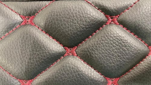 ارضية جلد دايموند جاهزة فاخرة - سيارة كبيرة