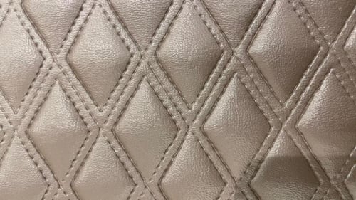 ارضية جلد دايموند جاهزة فاخرة - سيارة صغيرة