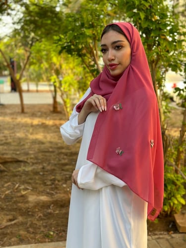 طرحة وردة البلسم