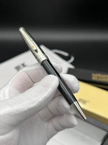 قلم مونت بلانك - الامير اسود