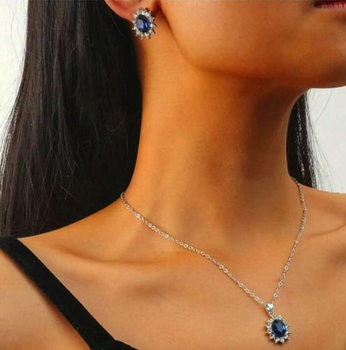 طقم لازوردي