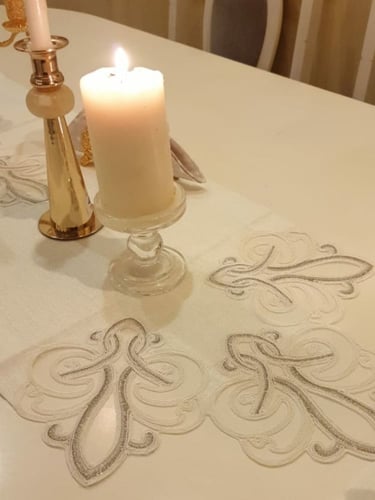 مفرش وسط الطاوله