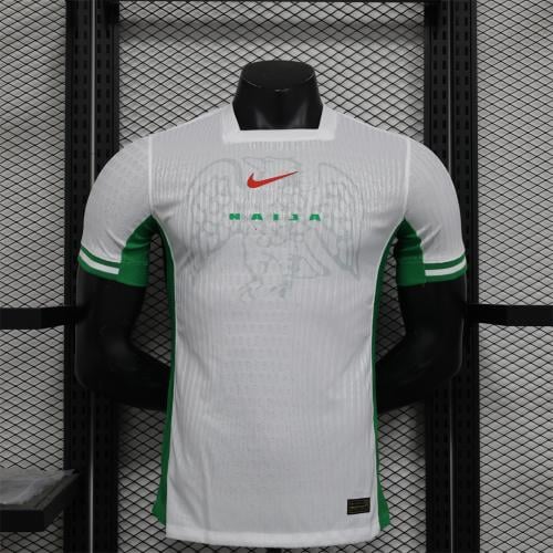 طقم منتخب نيجيريا الاحتياطي 2024-2025