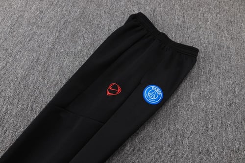 طقم تدريب شتوي باريس سانت جيرمان 2025-2026 جاكيت ق...