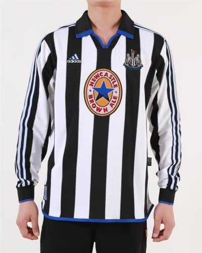 طقم نيوكاسل يونايتد موسم 1999-2000 كم طويل