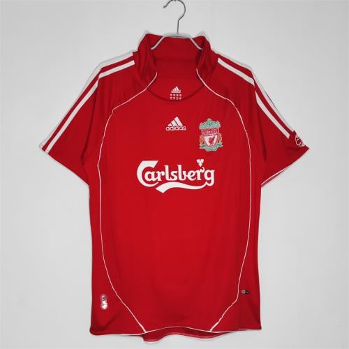 طقم ليفربول موسم 2006-2007 احمر